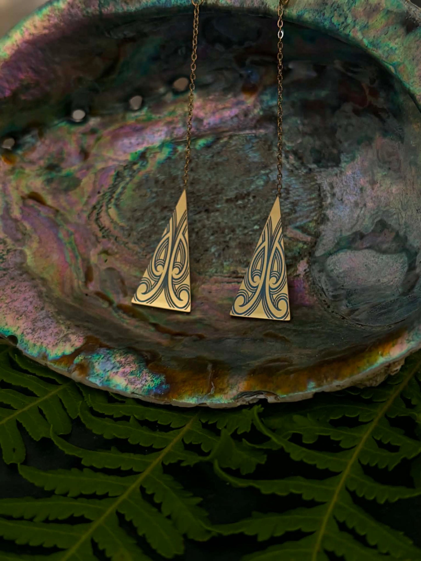 Rerehua Hooks