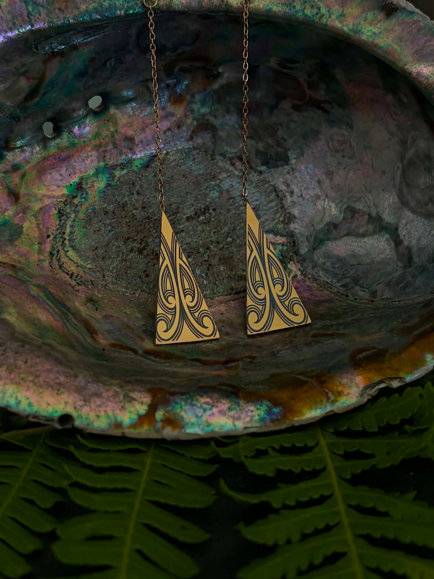 Rerehua Hooks