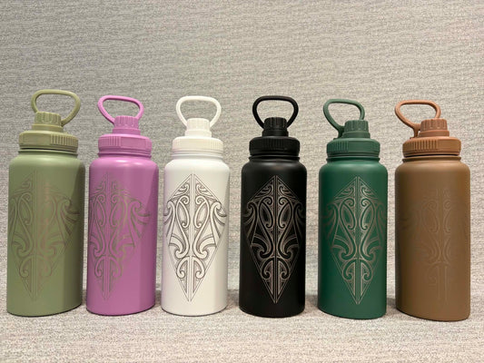 Arawai Drink Bottle with Screw Top Lid