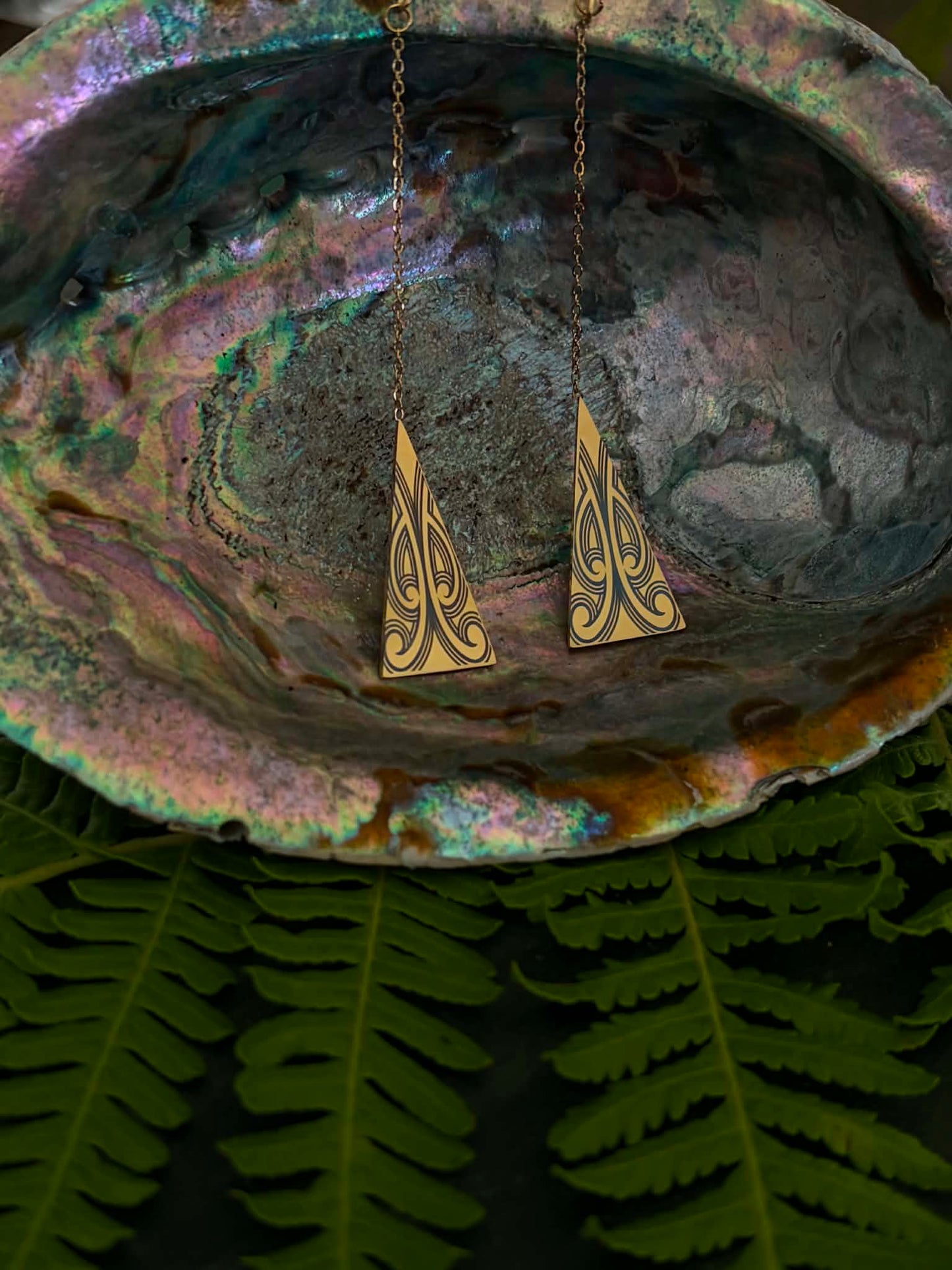 Rerehua Hooks